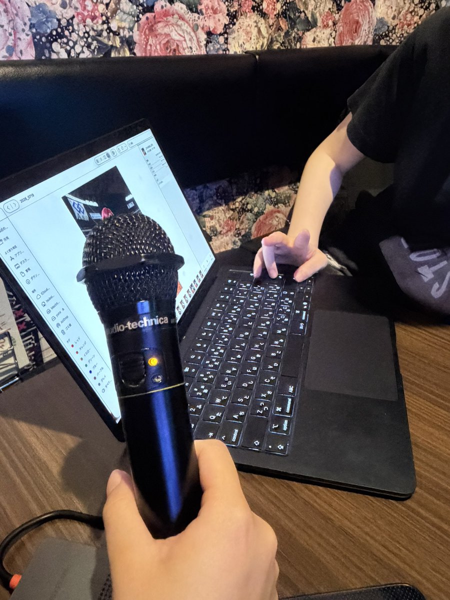 maru_3095's tweet photo. アフター
カラオケでセレクト中 https://t.co/ipFb0sravb