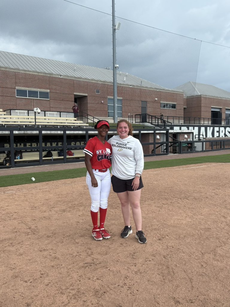 maatwillis's tweet photo. Thank you so much @PurdueSoftball for having me for the Pre Alliance Camp! Such a beautiful facility with some great coaches!! @CoachMFrezzotti @jordynrudd63 @lucasgarrdner @katethegreat07 @louis_chaos @ExtraInningSB @los_stuff @LineDsoftball @on3 @SoftbalAmerica https://t.co/cxbXUHbz7h