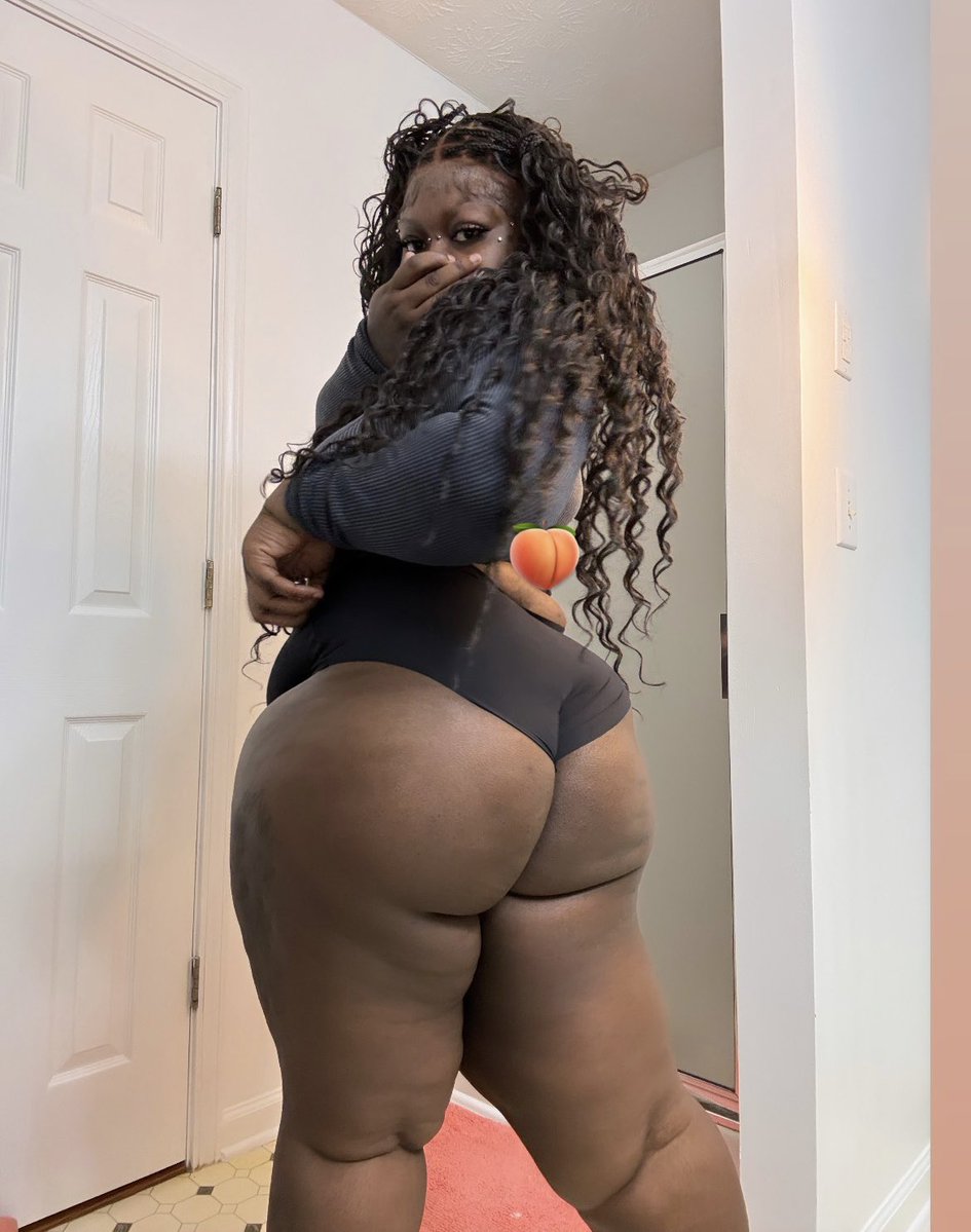 chiefkeefslave's tweet photo. You like chocolate? 🍫 🥰 https://t.co/wHX6XRJYii