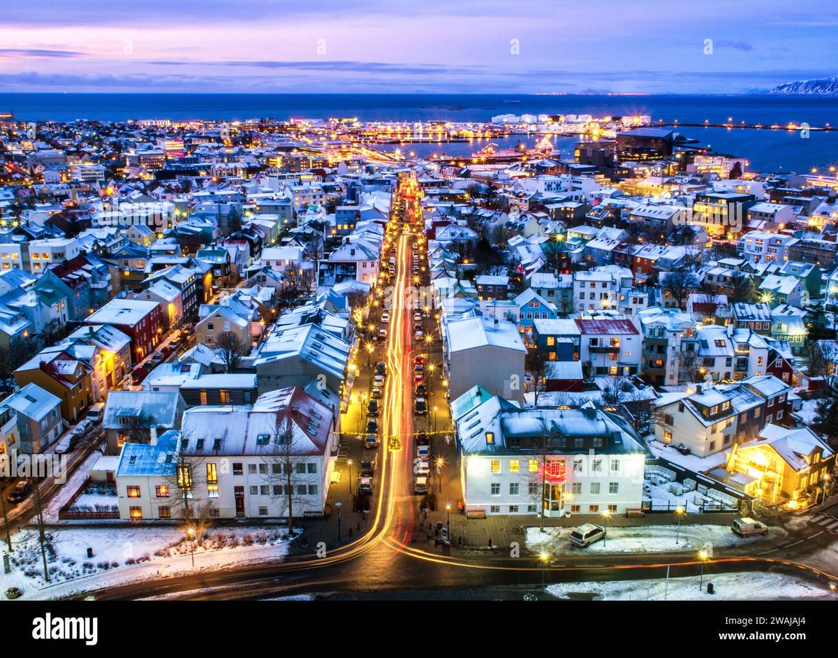 f_lesache's tweet photo. 🇫🇷🇮🇸 1ère mission du @medef en Islande lundi et mardi avec @jnbarrot. Gouvernement, parlementaires, chefs d’entreprises, patronat local : 48h pour coordonner nos positions européennes et identifier des coopérations bilatérales. 
Avec @thalesgroup @Ardian @GroupeColas #Reykjavík https://t.co/e3Oh72KDTk