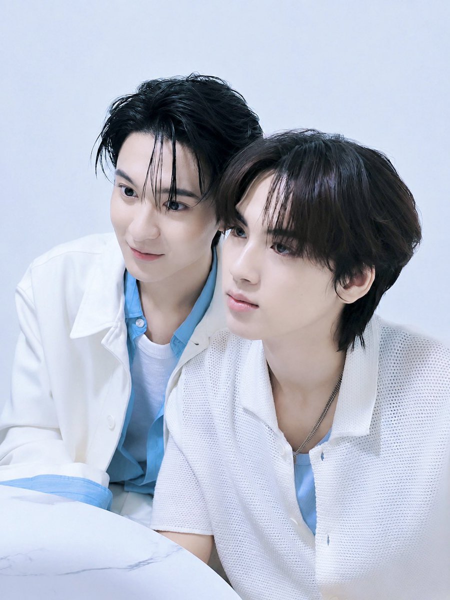 p___0ko's tweet photo. พี่ว่าการ์ดงานเราสีขาวเรียบแบบนี้ก็สวยดีนะคะ แต่ถ้าหนูไม่ชอบ พี่ตามใจหนูทุกอย่าง หนูเลือกอะไรพี่ก็ว่าสวยเหมือนหนู เพราะ ยังไงพี่ก็เลือกหนู https://t.co/lu2oEPcPBf