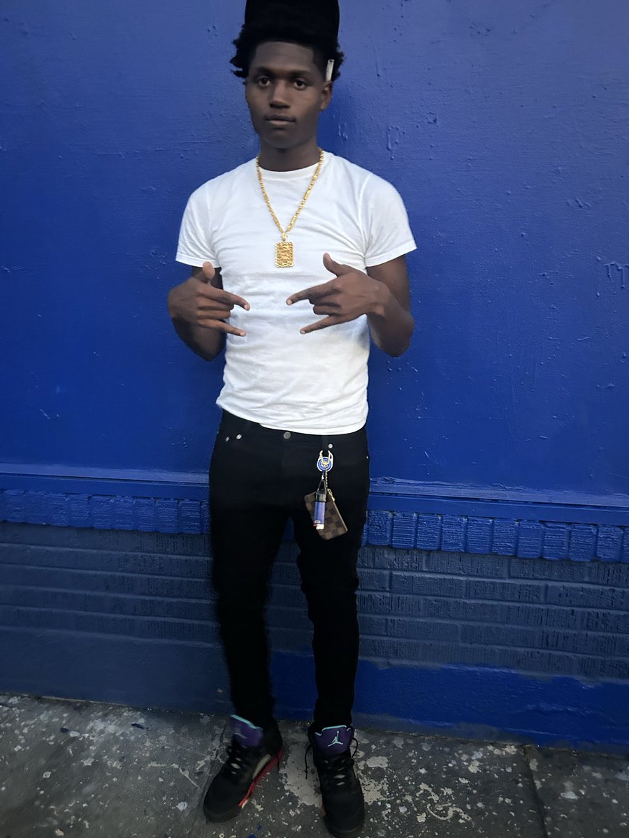 llulcj's tweet photo. Ian been overactive on X since this bitch was called twitter😂😂 waddup https://t.co/kuHyNyBV7C