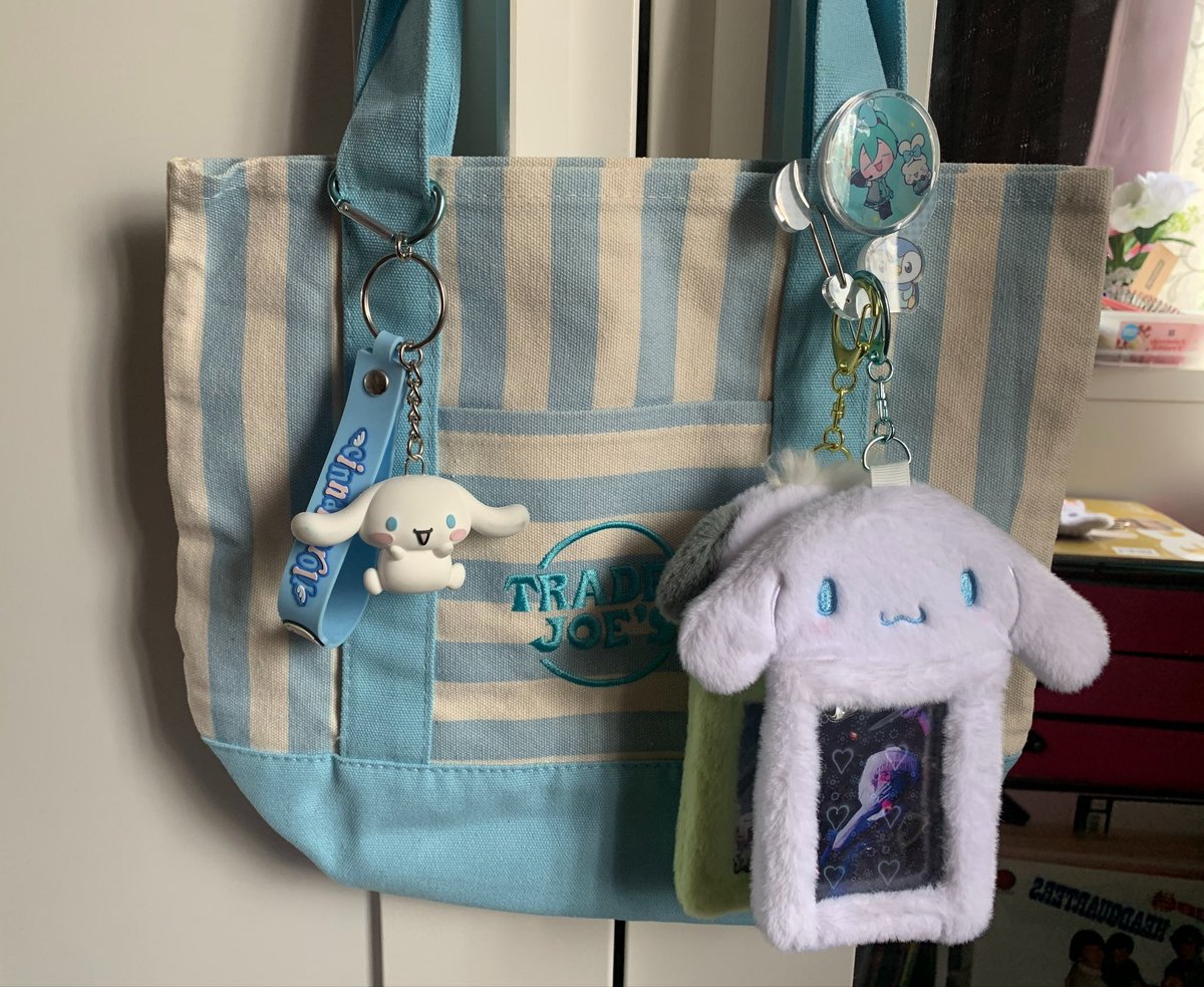 bilvyworld's tweet photo. My bag #mybag https://t.co/AweuJ4JnEb