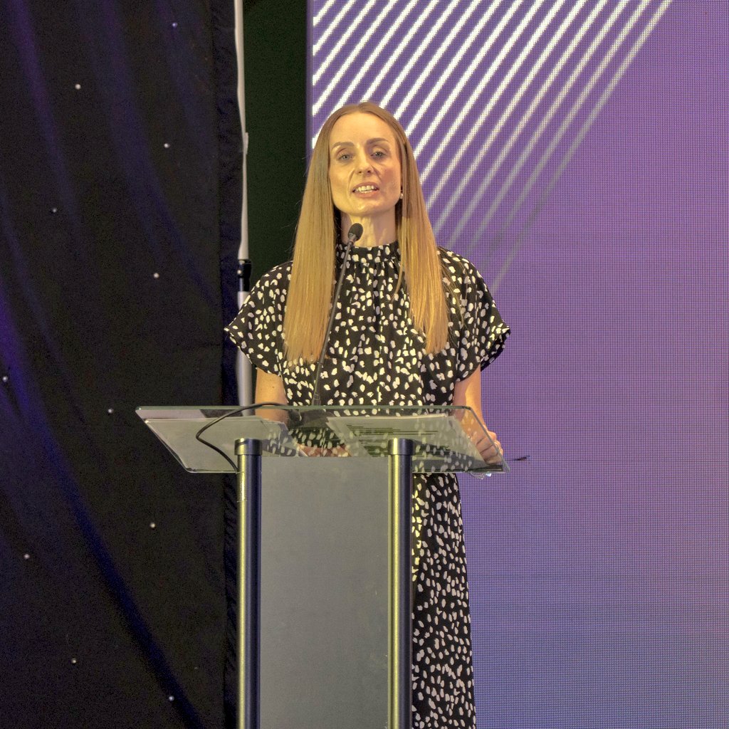 lutonyouthaward's tweet photo. Also special thanks to Former Youth MP, Yousuf Mohammed for his wonderful speech about his Youth MP and and Kerri Porthouse for telling us about the great work of @LevelTrust in the town.
#YouthAwards #Luton #Bedfordshire #YouthEmpowerment https://t.co/sjai0WbbIW