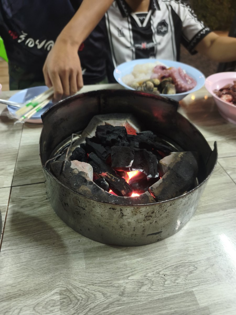 eghrfyuiyy's tweet photo. เนื้อย่างแซ่บๆ🤤🤤🤤 https://t.co/KfvmS7Ifms