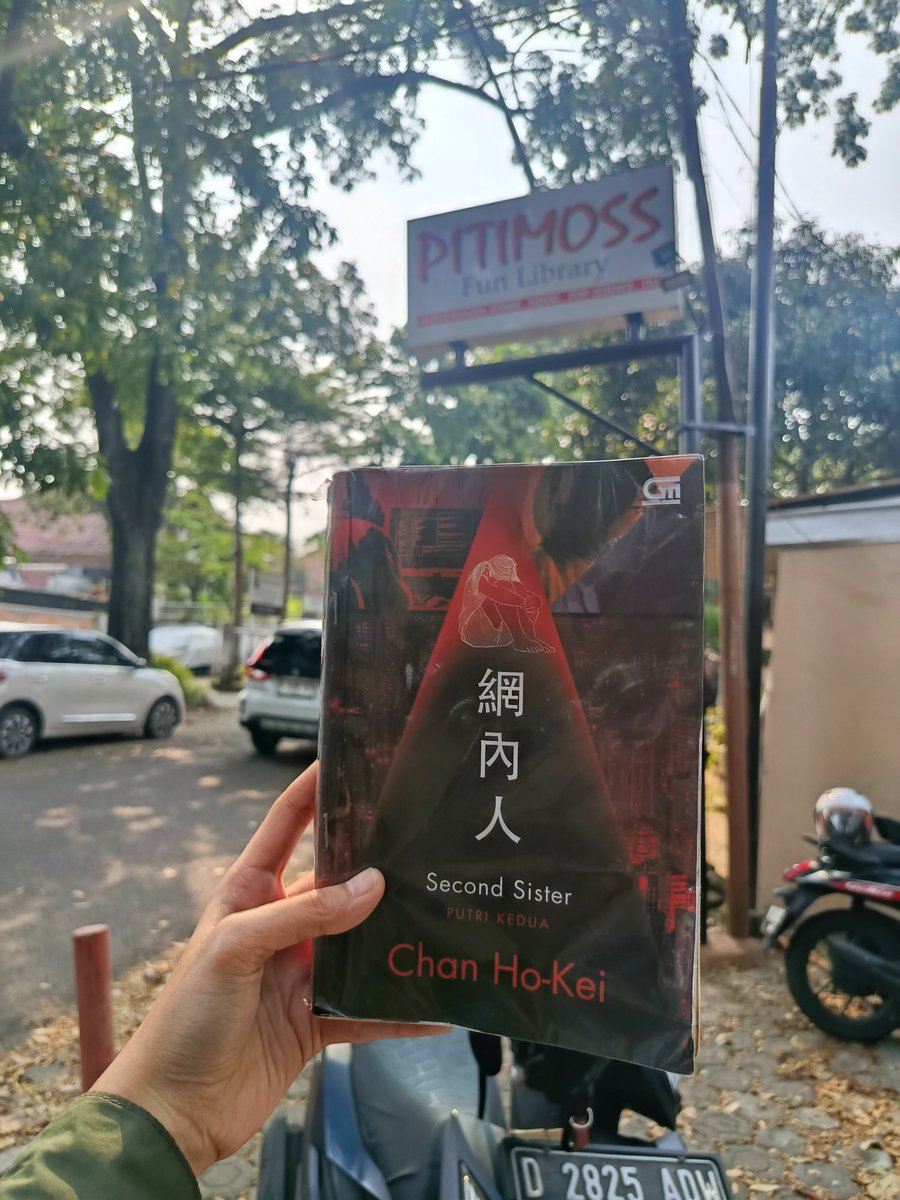 luckydonggyu's tweet photo. Beli buku sekarang mahal. But thanks to pitimoss aku masih bisa baca novel hanya dengan daftar member, lalu bisa baca langsung maupun sewa dengan harga yang murah meriah 🥹✨ https://t.co/behG6iAeBY