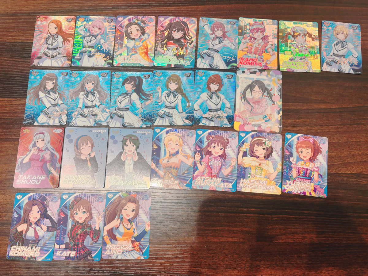 OsoraY323's tweet photo. 【交換】 アイマスMOIWシャニマスデレマスカードフォリオ
譲)画像1〜4のもの
求)ツリー下
画像4下段はN、MOIWのRの交換可能です。
枚数書いてないものは♾️回収しており、郵送での交換になります。
検索からもお気軽にお声掛けください。 https://t.co/IBm6Ws6exV