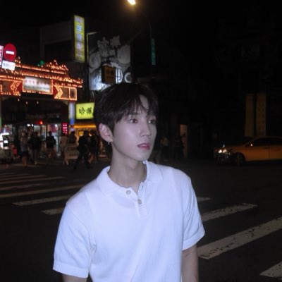 _sungkook's tweet photo. #새프로필사진 https://t.co/z9RVSmAyZV