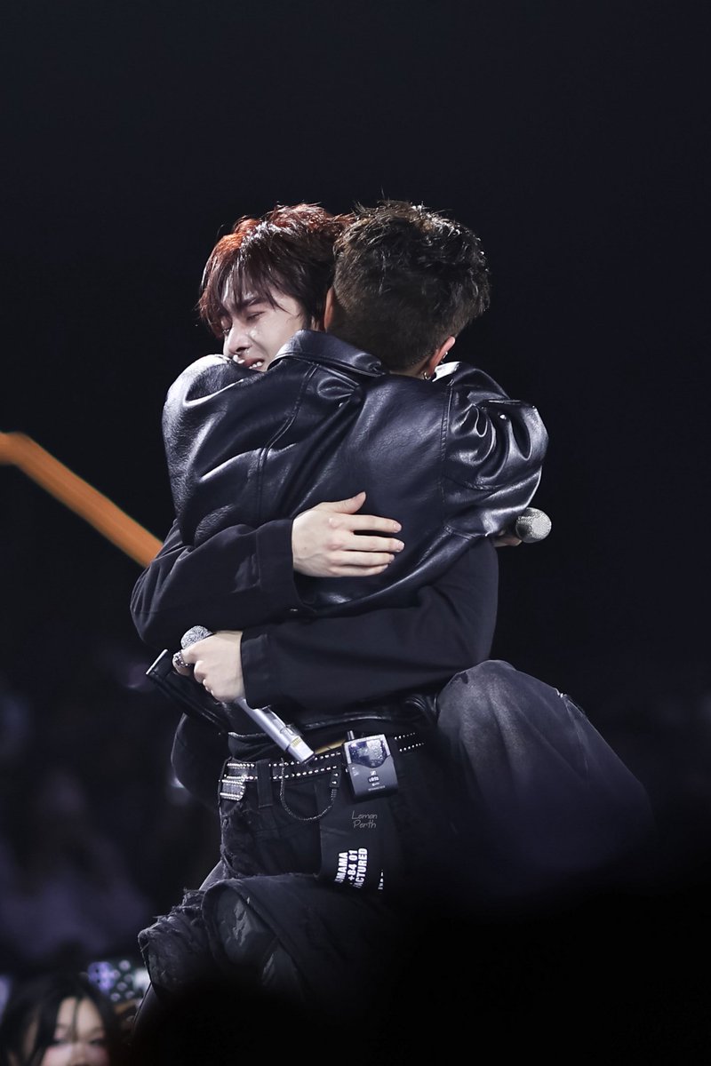 lemonperth0320's tweet photo. 20260719 PerthSanta Devil’s Kiss Concert Day 2

😭🫂

PERTHSANTA NEVER ENOUGH

@perthppe @Ppsanta 
#PerthSantaConcertD2
#PerthSanta https://t.co/580JfTCQjF