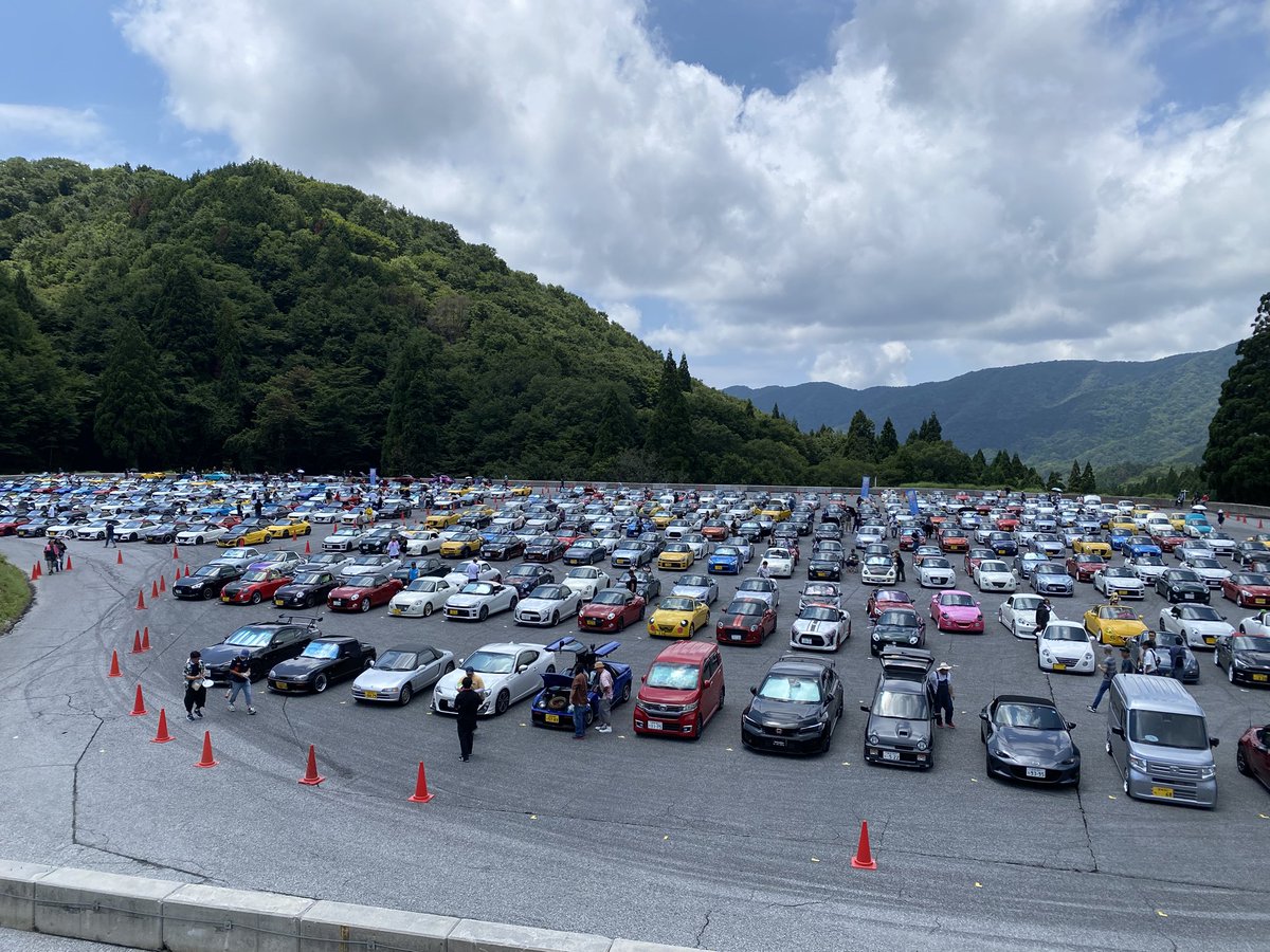 cha_n_yu's tweet photo. 2年ぶりのエスコペー！
雨はイヤ、晴れすぎてもイヤ。
そんなワガママがまかりとおり､､､
曇りよりの晴れいただきましたー🌤️
#エスコペ2026 https://t.co/gDszBvEzKm