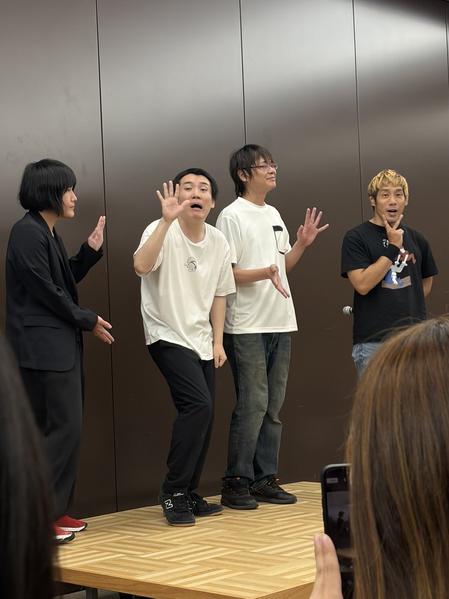 imocco_92's tweet photo. エル•カブキvsランジャタイ見に行ってきました
小さい舞台で4人がぎゅっとなってのトークが1時間ぐらいあってお互いの思い出話とっても楽しかった！！
ネタは『TNゴンの秘密』やーっと生で見れた
上田さんはトークも面白いし毎回見惚れちゃう😆平成み強っ… https://t.co/WqQmvZxjMn