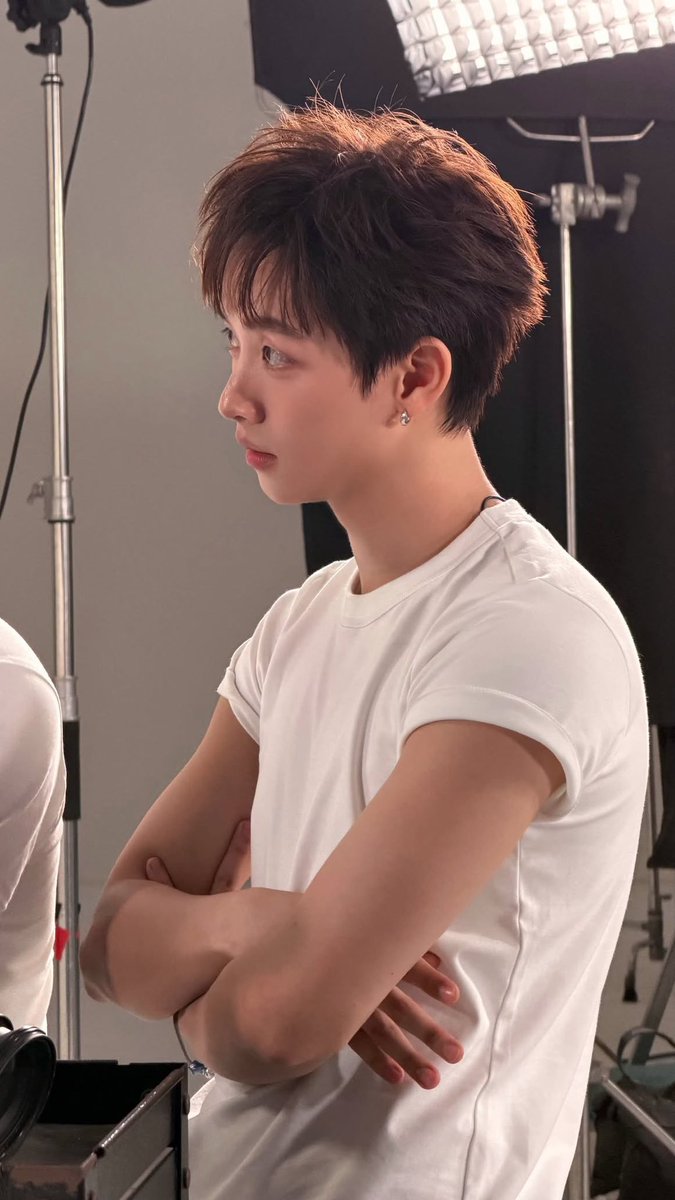 Uniafar's tweet photo. * 💙 Mong CONGB luôn khỏe mạnh, hạnh phúc và giữ vững đam mê để viết tiếp những câu chuyện đẹp tại Tinh Hà Say Hi. 
#CONGB #TinhHaSayHi #CONGBTinhHaSayHi #콩비 https://t.co/a8dskOteSe