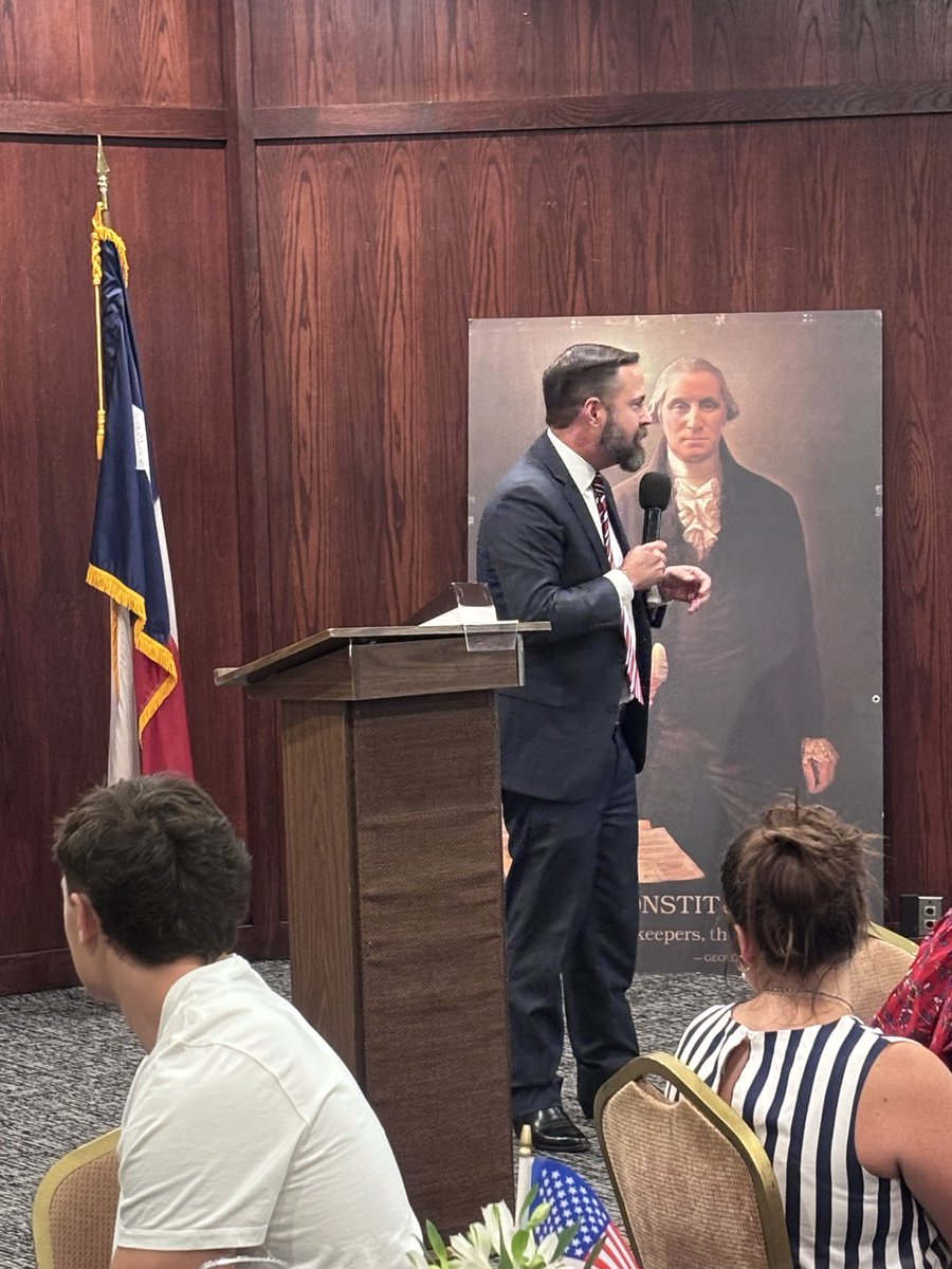 KenAdamsRadio's tweet photo. Friday evening I was extremely honored and grateful to be sworn in as the new Lubbock County Republican Party Chairman along side my fellow LCRP Executive Committee members by our very own Texas Speaker of the House, @Burrows4TX. It was an incredible evening hearing from our wonderful leadership and spending time with our friends and supporters. A big thank you to all who were able to attend.
@RepArrington 
@electcharles 
@CarlTepper 
@SellForTexas19 
@sevanstx 
@JDBruegel 
@LubbockARW 
@bienvenido_us 
@LubbockCountyYR 
@kencorbin