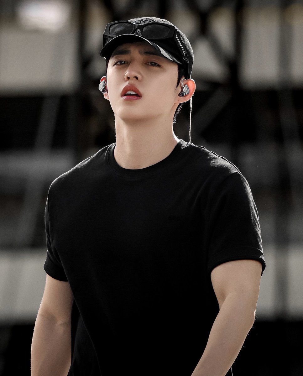 coupchuya's tweet photo. you are what you ___ 🗣️🗣️🗣️ https://t.co/XlbAUhqUVs
