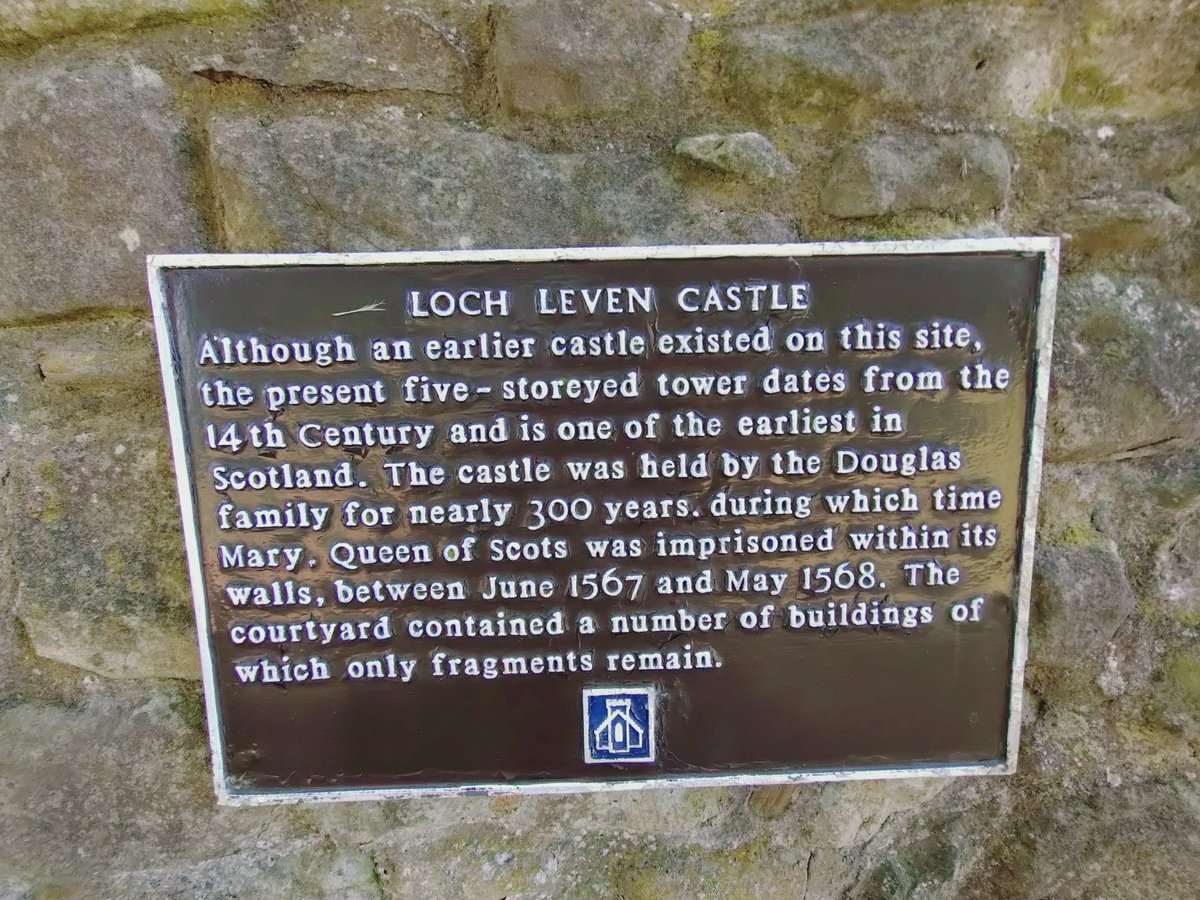 Laa39Law's tweet photo. Today's trip was to  lochleven castle,@welovehistory , enjoyed the boat trip across . Then lunch at @LochLevenLarder ,#sightseeing ,#boatrip. https://t.co/yddjQoND54