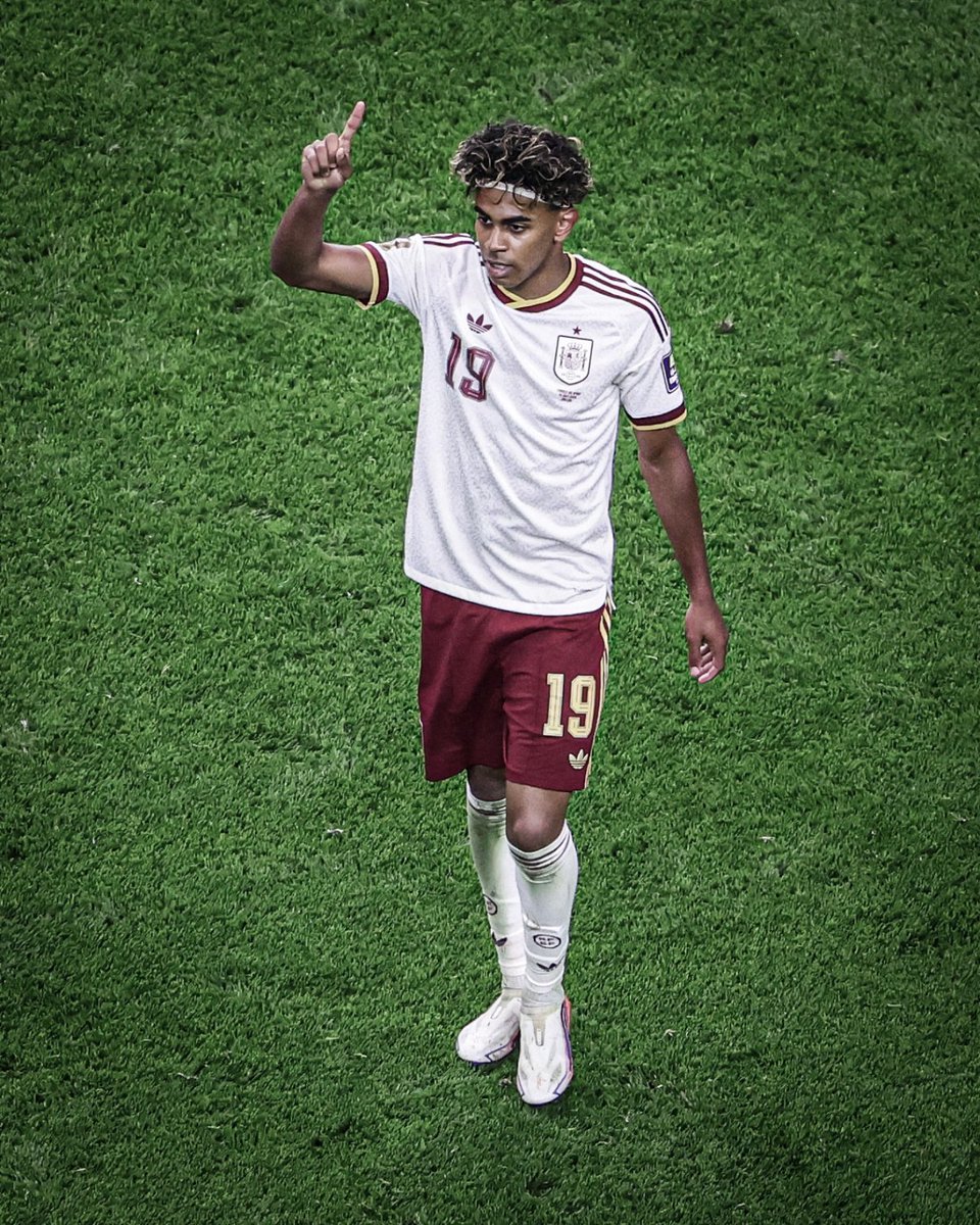 S3_Wa_Hu's tweet photo. Ronaldo and Mbappe's nightmare 🤫👏 let's go for gold player 💥👏 https://t.co/nvliVZYP7A