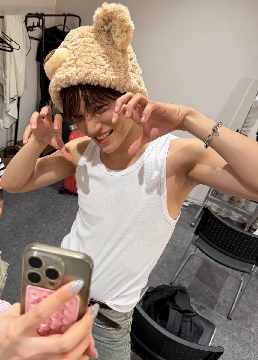 kokokbop's tweet photo. KAI 💬 https://t.co/79VRrCk8WB