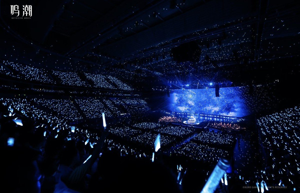 DanielOlimac's tweet photo. Wuthering Waves concert tour sold out the 18,000-seat Shanghai SPD Sports Center for 2 nights in a row (July 17-18).

This was the debut of the "To the New World" concert tour, which will also travel to Tokyo, Seoul, Taipei, Singapore and Los Angeles.

Game is developed by KURO GAMES, and available on mobile, PC, PS5 and Xbox.

@Wuthering_Waves