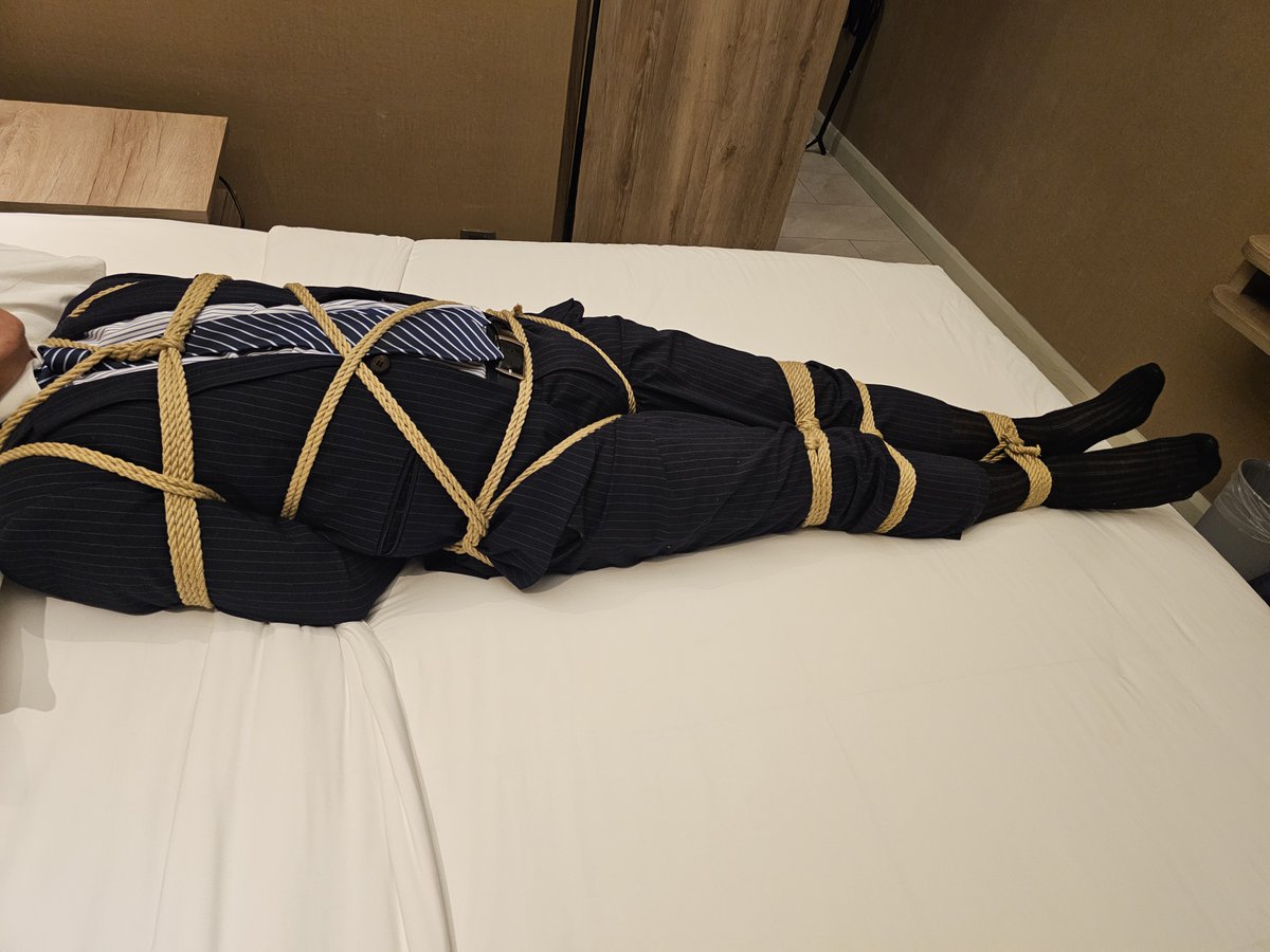execsock's tweet photo. https://t.co/oMFFq63x0s