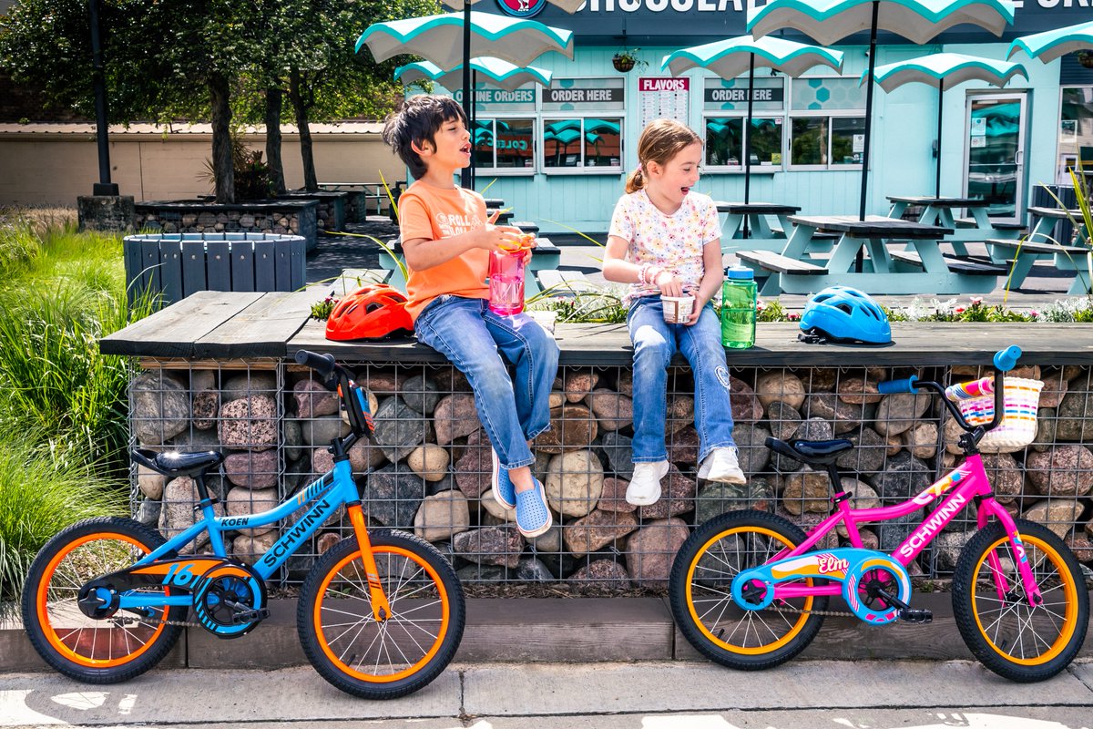 RideSchwinn's tweet photo. Heat waves call for ice cream bike rides🍦 https://t.co/9ff1xt6yOL