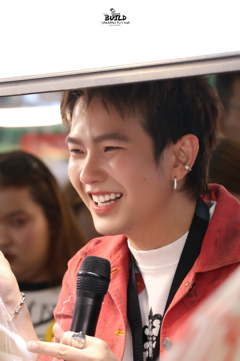 Build_FamilyFC's tweet photo. Good Night 😴😘💤🌙 

FINSTAR MARKET WITH BUILD
#เคี้ยวไม่หยุดกับบิว
#BuildJakapan @JakeB4rever 
#Beyourluve https://t.co/S64UWrzCn6