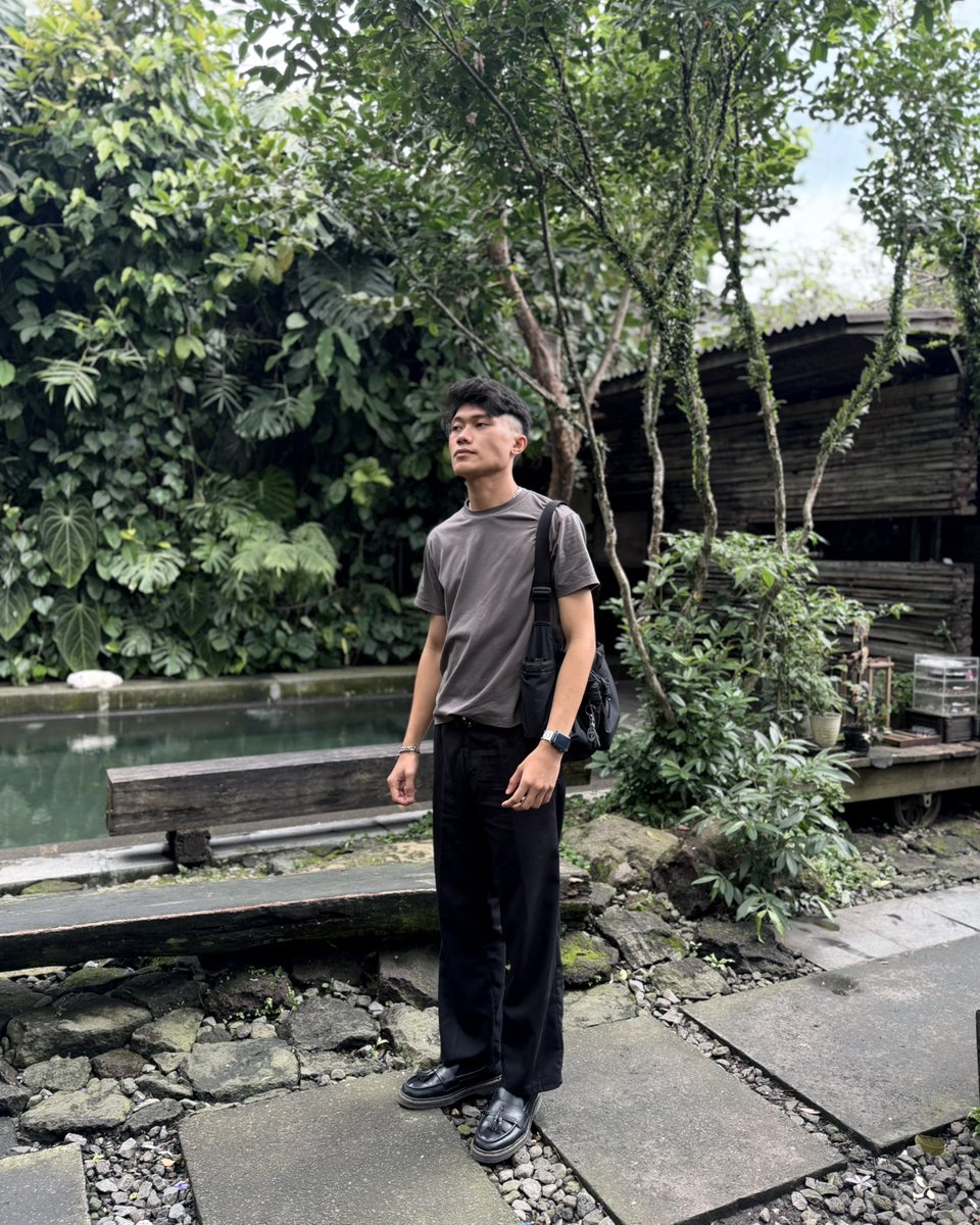 baskaracano's tweet photo. nyore ndek kene wuenak rek, ayo nde ndi iki rek? https://t.co/y0sCRU0ybc