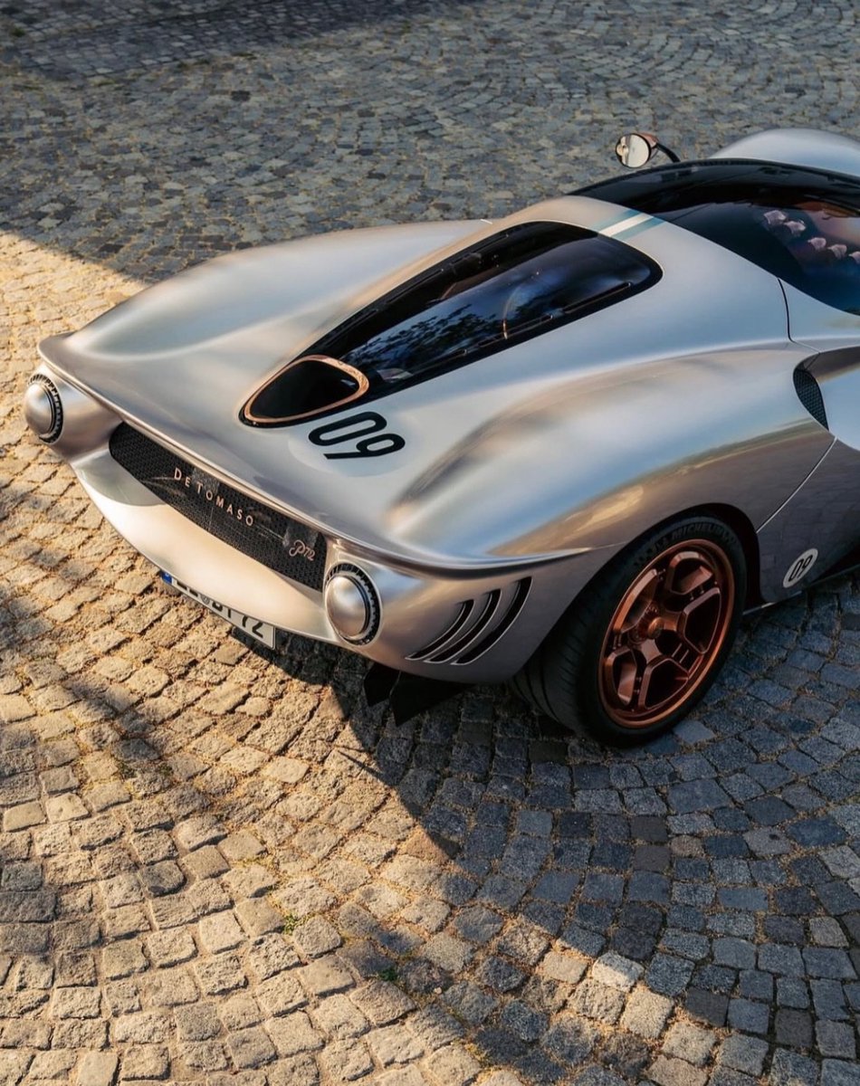 StanceSpec's tweet photo. De Tomaso P72 🥶 https://t.co/DsiMwvDIBH