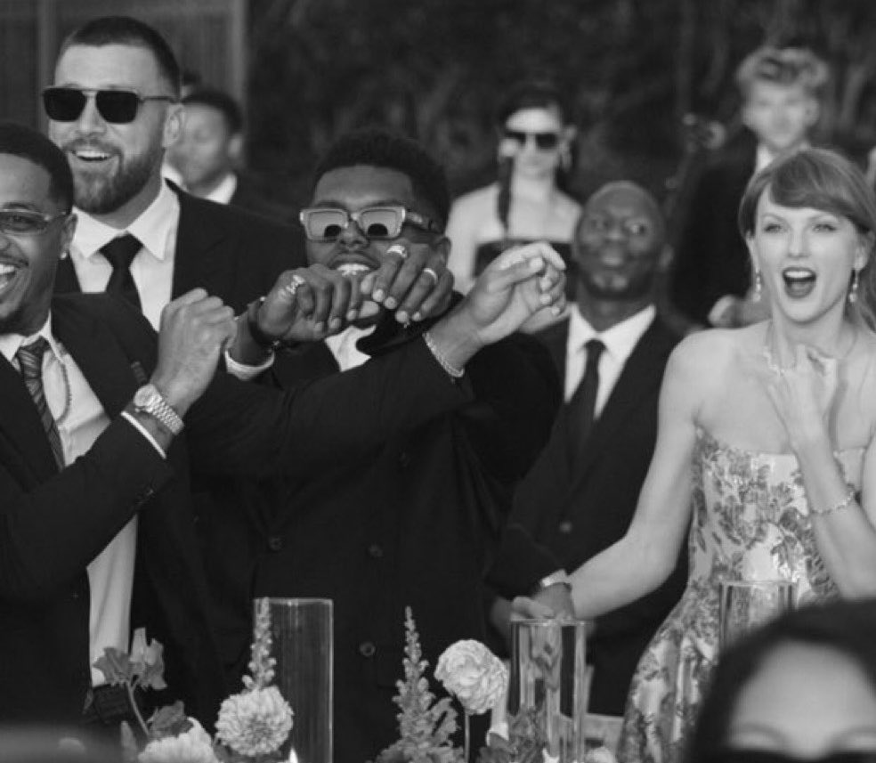 Taylor Swift Updates tweet media