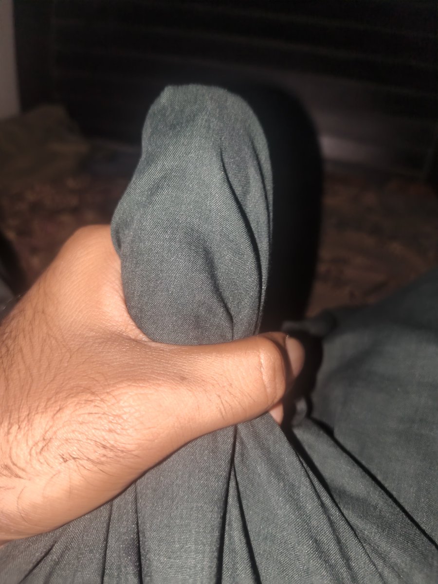 Playy_boy46's tweet photo. @yasminadiaries Hey anyone want desi dick?? https://t.co/VyYDNnqkhn