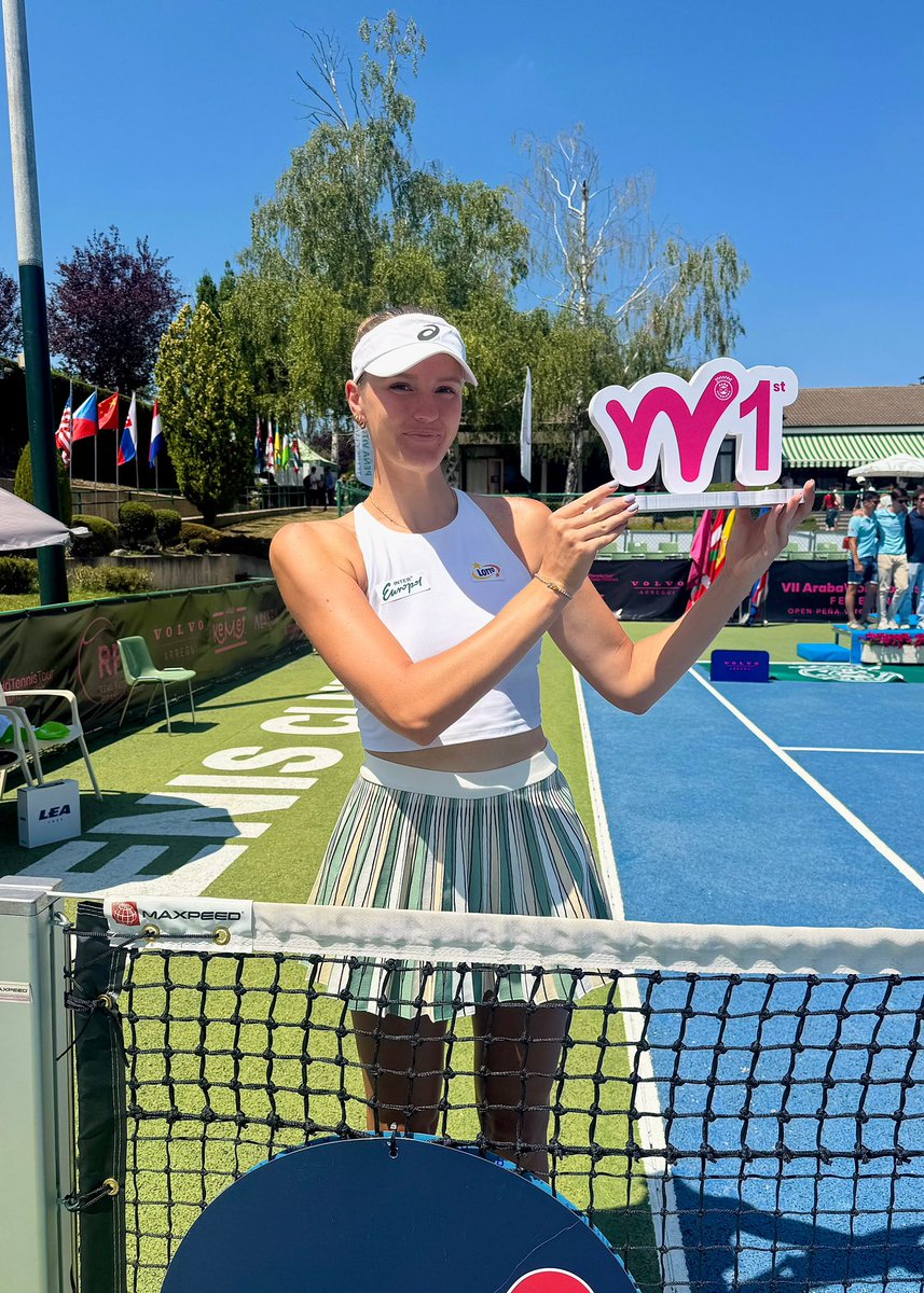 pzt_tenis's tweet photo. 🇵🇱 Martyna Kubka zdobyła największy tytuł w karierze! 🏆

Nasza tenisistka wygrała imprezę W75 w Hiszpanii i w rankingu live przesunęła się na 185. miejsce! 📈

2026 rok należy do Martyny! ❤️

Gratulujemy i z niecierpliwością czekamy na kolejne występy! 💥 https://t.co/X0iA0XuX9M