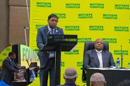 mxomandla tweet picture