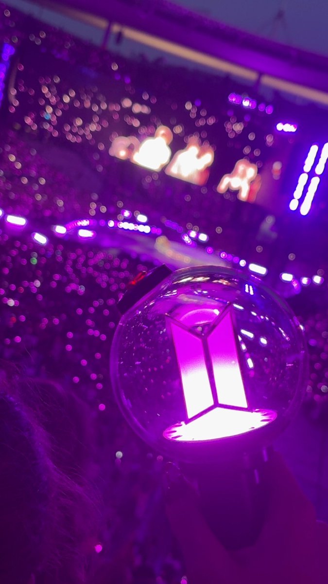 xlovevol4's tweet photo. @molemates Incroyable 😻 https://t.co/EmaGF9lJDd
