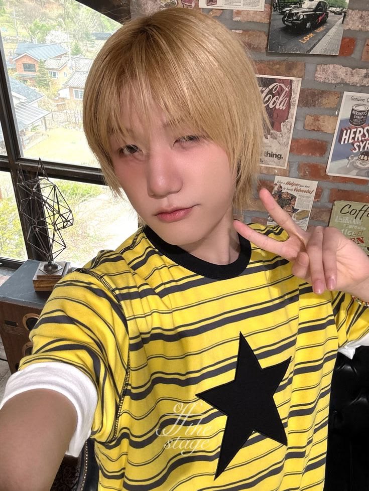 thep1ececafe's tweet photo. (˶ˆᗜˆ˵)  order of chocolate chip cookies coming up !!

☆┇to @namiskates 
♡┇from anonymous 

„　haii twinn, ik you‘re not really on p1ece twt or anything but i just wanted to tell you how much I appreciate you and i think it’s so cute that you - https://t.co/lprMe8vCLG