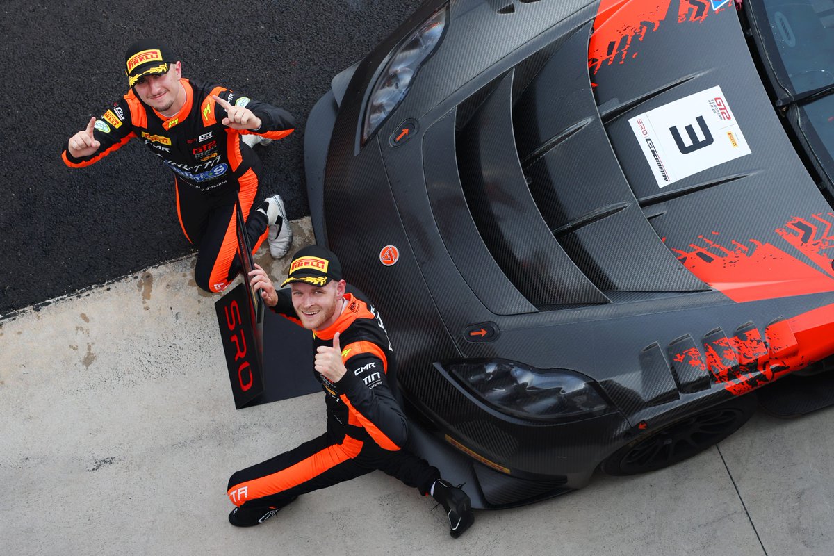 GT2European's tweet photo. RECAP 📰 CMR GINETTA TAKES MISANO GLORY

🟧 Njor and Gialdini victorious
✅️ SR Motorsport duo take Pro-Am
⚫️🔴 RTR Projects win Masters

Read more 🗞 https://t.co/3xhxFpcZZK

#GT2Europe I #GT2 I #Pirelli https://t.co/hL7G4leDMM