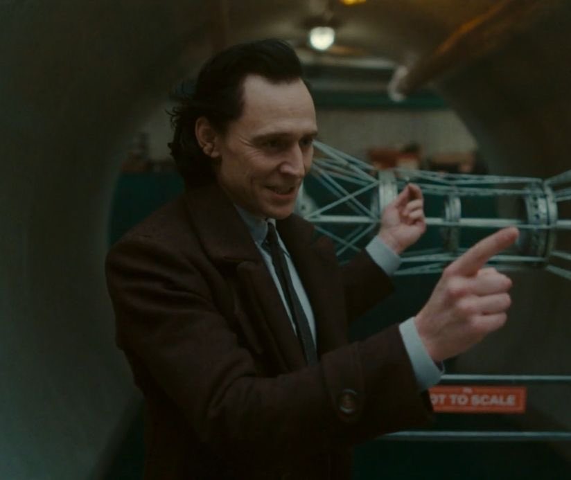 gardensinrain's tweet photo. yes Loki i’m in love with YOU 🫵🏻 https://t.co/V8oa7C5C7a