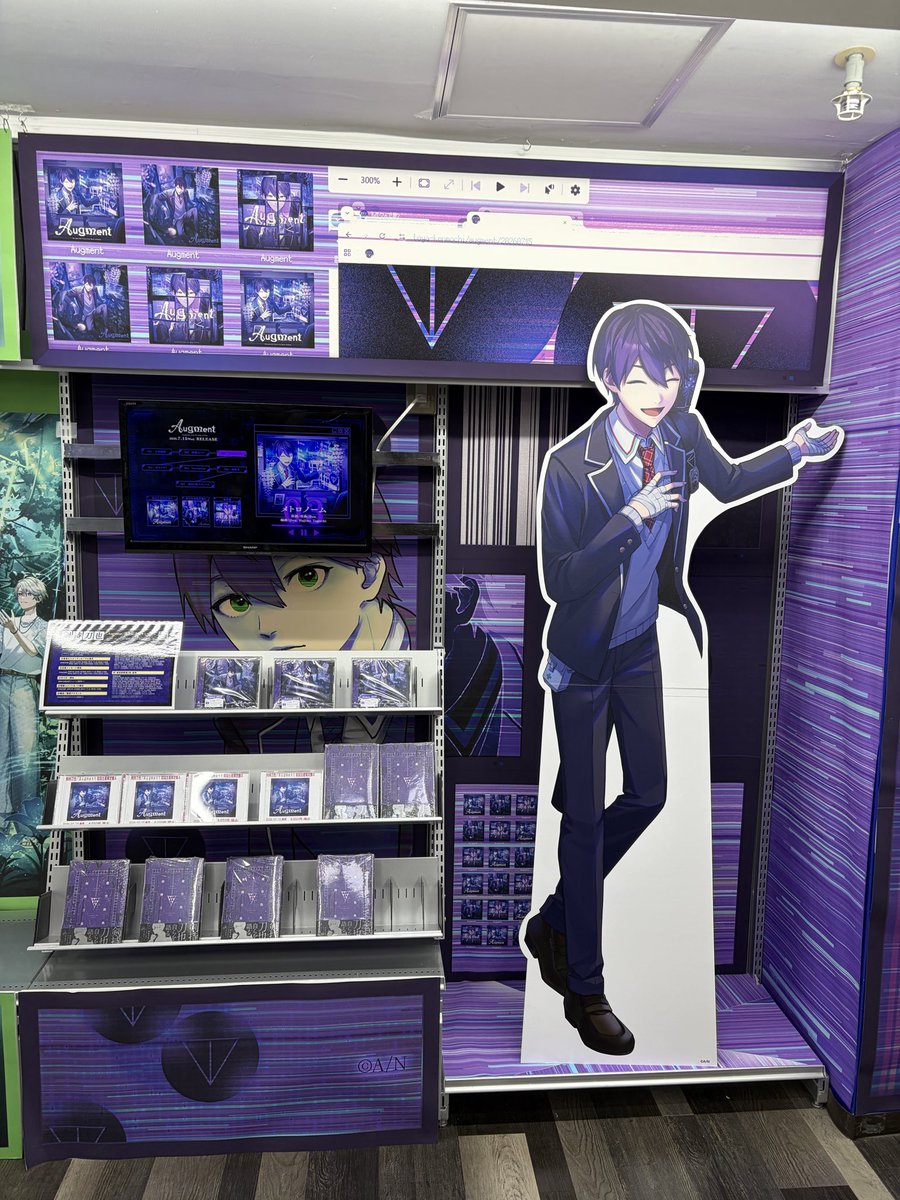_nakime_'s tweet photo. 横浜行ったらいきたかったのー！
もちたうんも買っちゃった😊
 #Augment https://t.co/M9RQExynPe