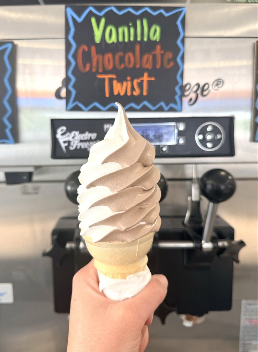 KingKone_'s tweet photo. It’s NATIONAL ICE CREAM DAY &amp; we know your stopping here🎉👀🍦

Open till 10‼️ https://t.co/e9t02OELS6