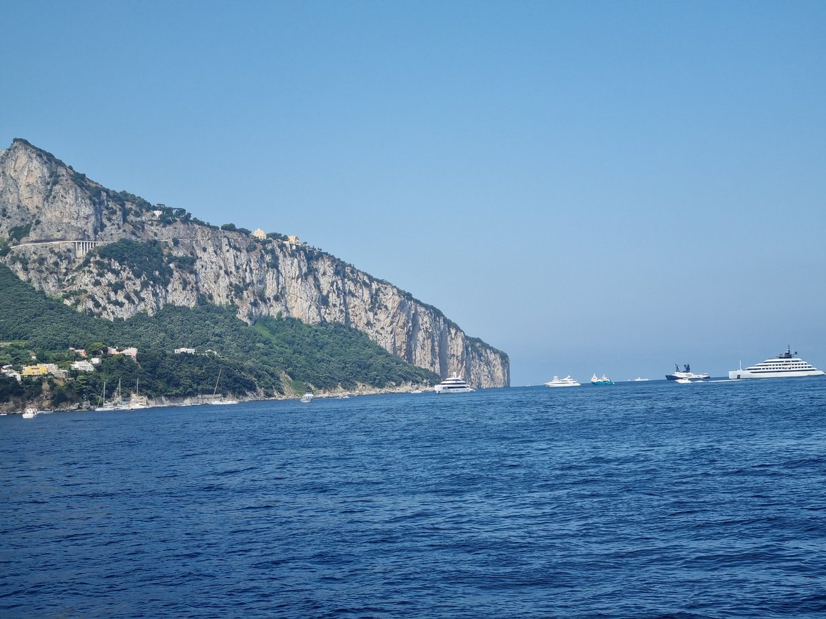 abbi476's tweet photo. What an amazing time exploring the Amalfi Coast! From discovering the ruins of Pompeii, to the streets of Positano, riding the chairlift in Capri, & enjoying some of the best food it's been an unforgettable trip. Thankyou, Italy! โค๏ธ๐
#AmalfiCoast #Italy #Sorrento https://t.co/BKZ5AvYEtF