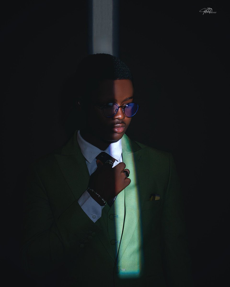 Biidemi_'s tweet photo. Growing with purpose, leaving with gratitude✨🩶

Happy Birthday to me🎉! https://t.co/3M5QlW6T9V