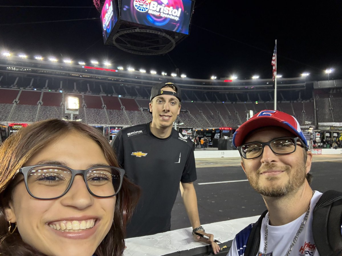 HitThaPaceCar's tweet photo. @CarsonHocevar @NotNolan44 @jeff_gluck You were the only one to come hang with the fans after the truck race 🤙. The fans appreciate it @CarsonHocevar , keep it up! https://t.co/LVBDrbou5P
