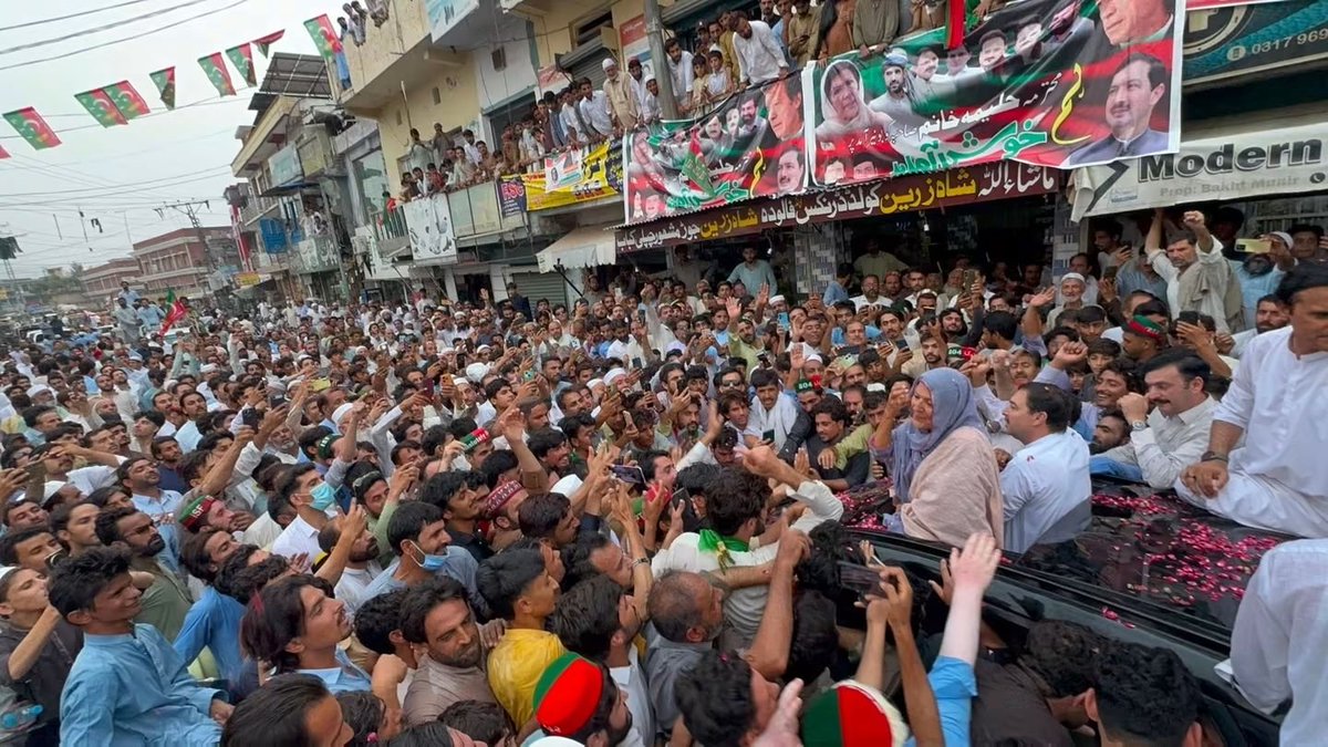 MArifGhafoorPTI's tweet photo. جوڑ چوک بونیر- کپتان کی خاطر! 

#خان_کو_رہا_کرکے_مقابلہ_کرو
#StreetMovementForKhan https://t.co/diDe7clrKe