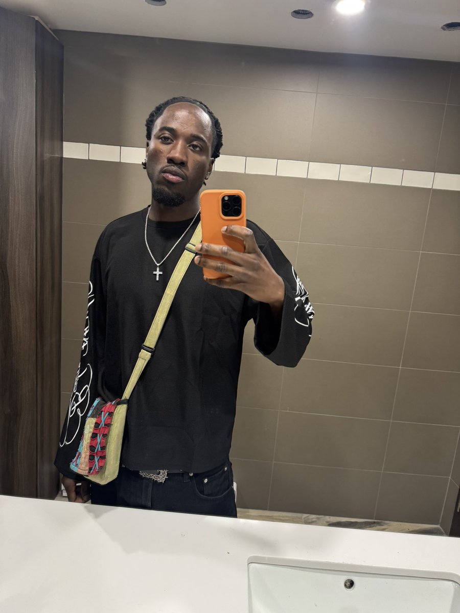 andyplusxtra's tweet photo. swaggin’ https://t.co/4lmVDitDhh