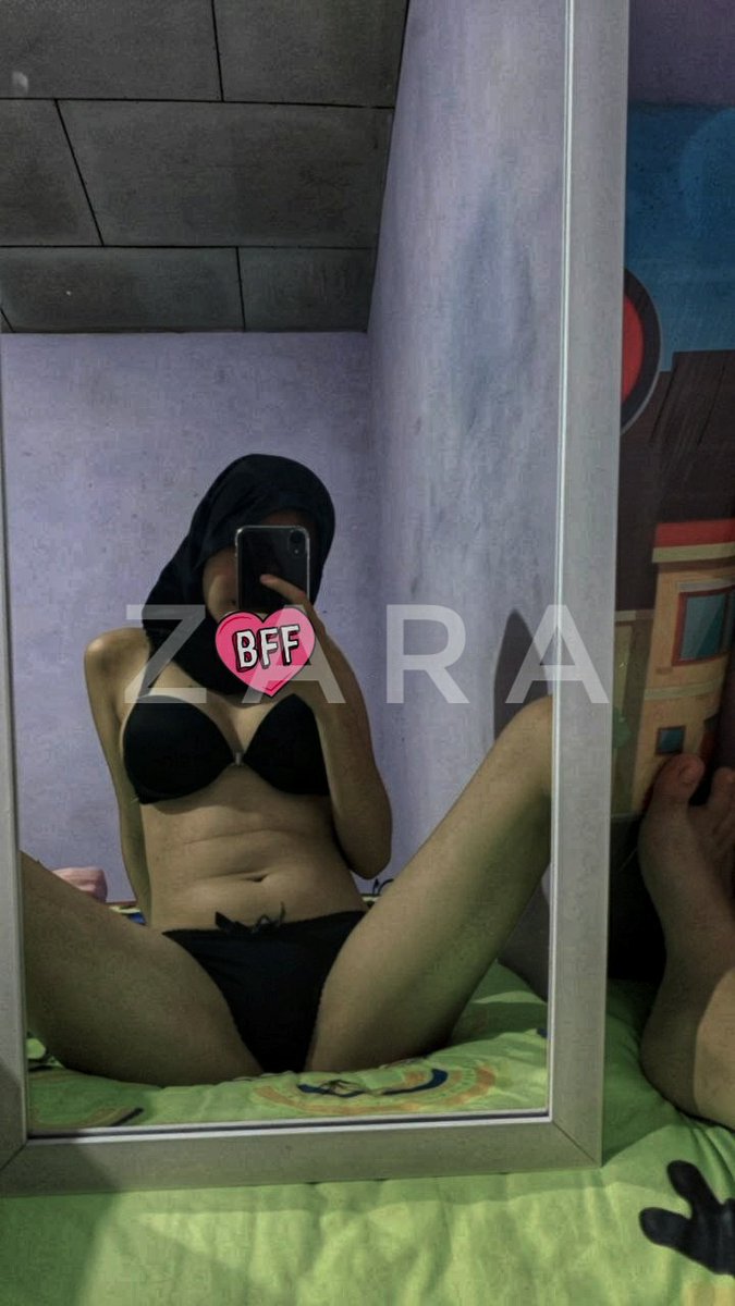 zhaaraae's tweet photo. udaa exhib pake hijab gini yakali gada yang nemenin sampe muncarr mani, ayodong yang ga keberatan nemenin colmek dm aku 🙏 https://t.co/BuwWl0y4h8