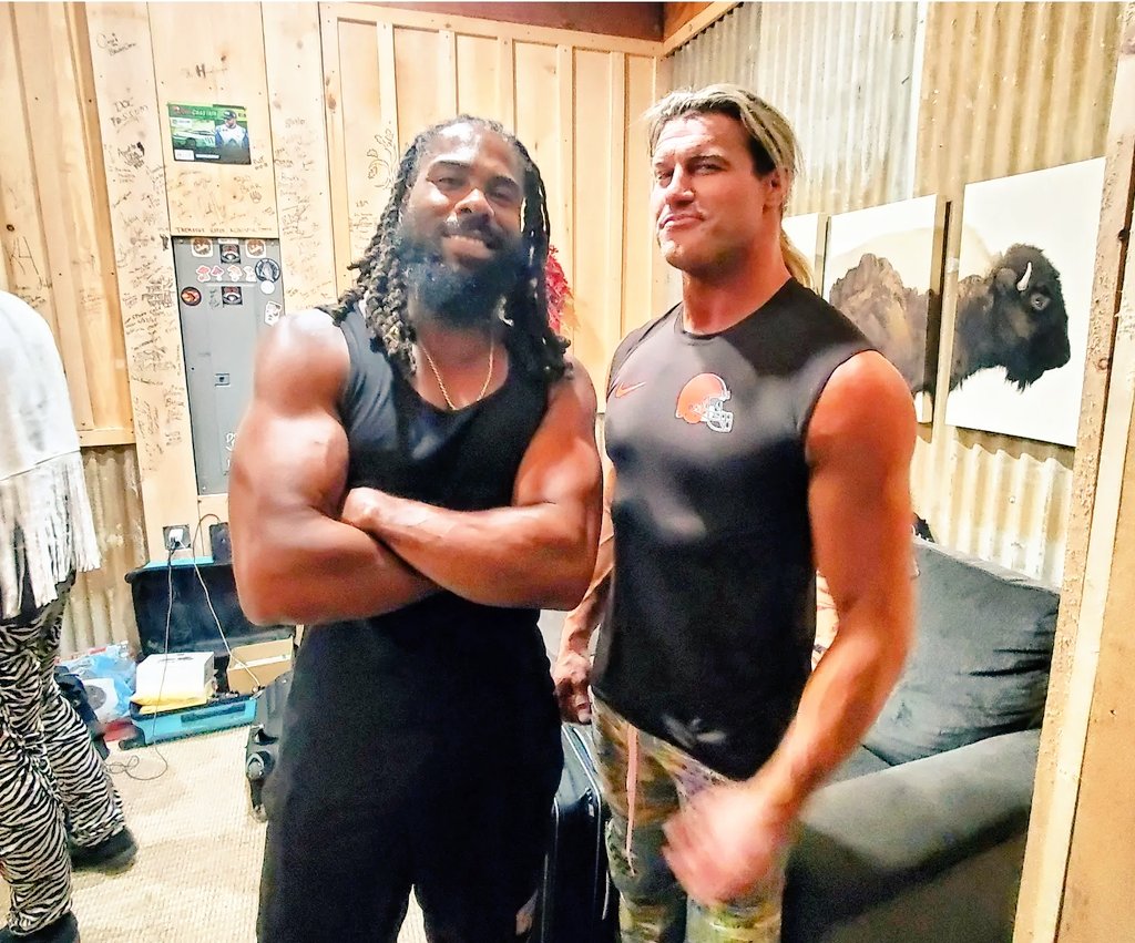 Jtg1284's tweet photo. Hey @ryrynemnem hes my Big Bro too https://t.co/fV7UMsn0Zs