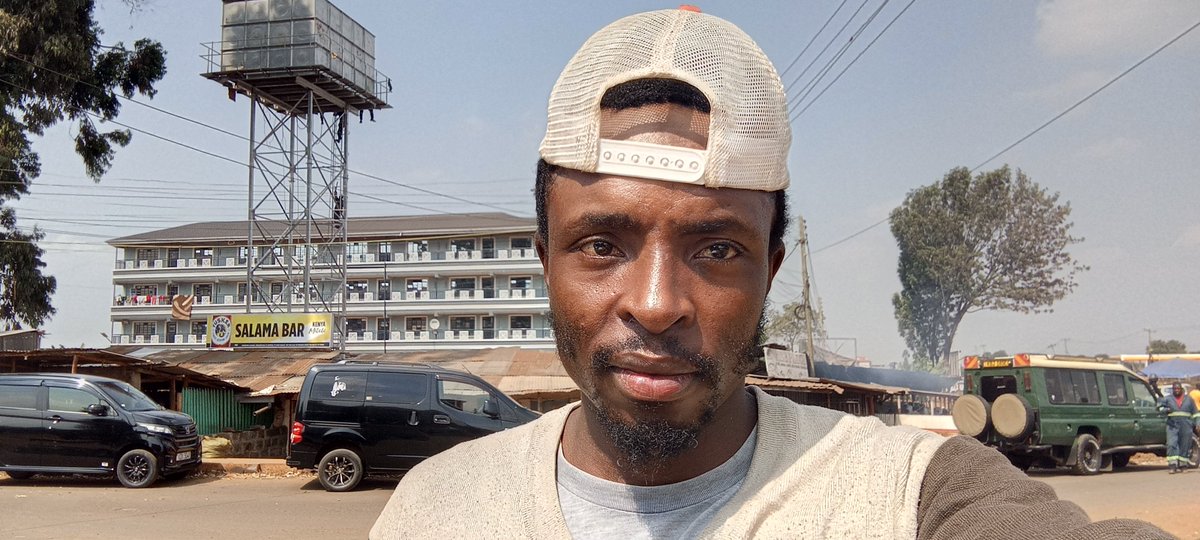 realmuchai53's tweet photo. Hustle. Ep. 001. 
My brother and sister keep on hustling hard. Don't be ashamed of your day to day hustle. Ask God to bless work of your hands. Glory and honour belongs to God. https://t.co/IMPotwzDkq