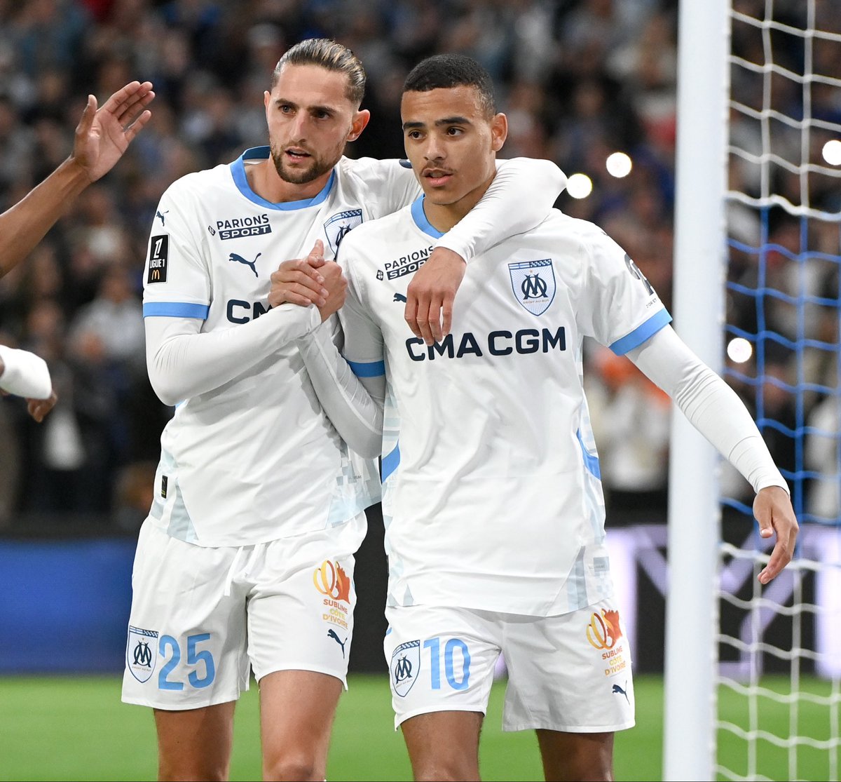 ActuFoot_'s tweet photo. 🚨 Walid Acherchour : « JE PENSE QU’OLISE 🇫🇷 A RAPPELÉ GREENWOOD 🏴󠁧󠁢󠁥󠁮󠁧󠁿 À RABIOT 🇫🇷. 🥶 

Sur le troisième but qu’on prend, l’intensité défensive d’Olise 🇫🇷, qui frise le NÉANT, a dû lui rappeler son ancien ami anglais. 😳 »

🎙️ @AfterRMC https://t.co/0ORKED5izI