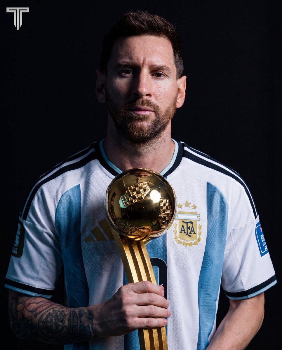 TouchmineX's tweet photo. 🏆 𝟐𝟎𝟏𝟒 𝐖𝐨𝐫𝐥𝐝 𝐂𝐮𝐩
• Top Scorer: James Rodríguez
• Most Assists: Juan Cuadrado, Toni Kroos & Thomas Müller
• Golden Ball: Lionel Messi

🏆 𝟐𝟎𝟐𝟔 𝐖𝐨𝐫𝐥𝐝 𝐂𝐮𝐩
• Top Scorer: Kylian Mbappé
• Most Assists: Michael Olise
• Golden Ball: Lionel Messi

The pattern continues.