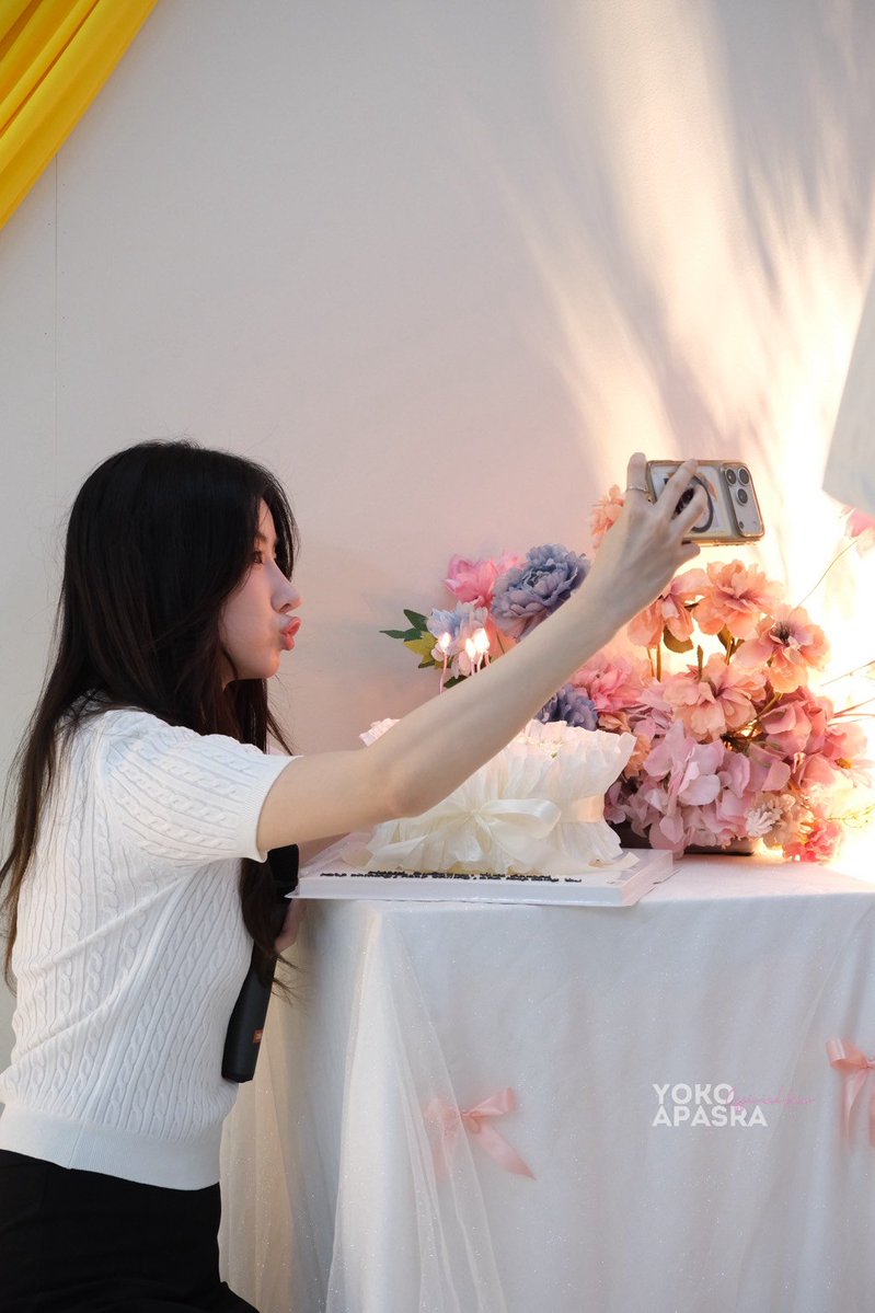 YokoFanclub's tweet photo. No matter what happens, always remember that you are loved and supported.

APASRA SPECIAL DAY 2026
#Happy25thYOKODay
#YokoApasra https://t.co/3MviLNPPgs