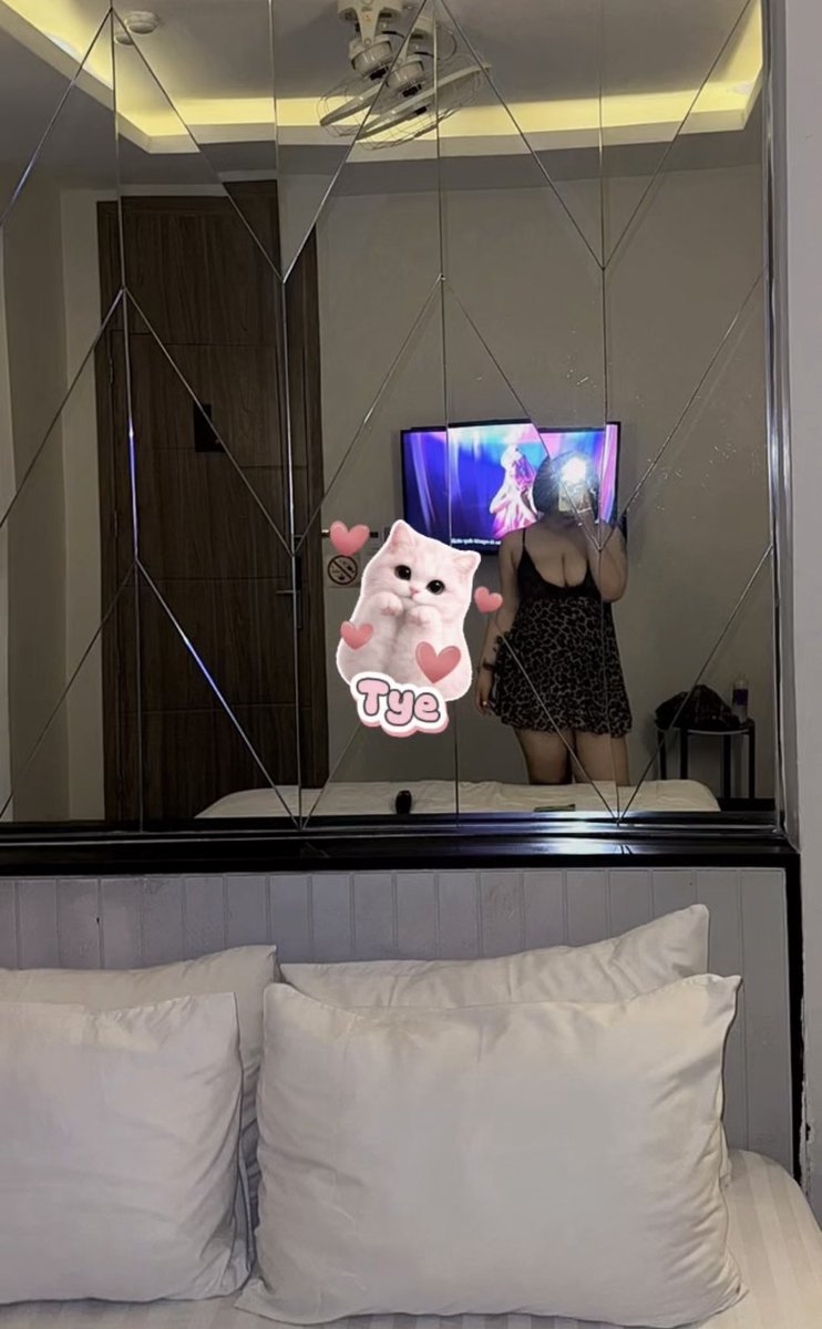tye071111's tweet photo. Họ nói em nhạt..
Chịu thôi nước lọc không ngon nhưng nó tốt =)))) https://t.co/IbMaAhcGmp