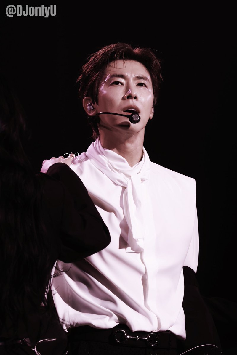 DJonlyUknow's tweet photo. 260719  U-KNOW PROJECT 26 : SCENE#1 in SEOUL 

HD - Part 2

#UKNOW #유노윤호
#TVXQ #동방신기 #東方神起
#UKNOW_PROJECT26
#UKNOW_CONCERT_TOUR https://t.co/PfmFKXh5Yj